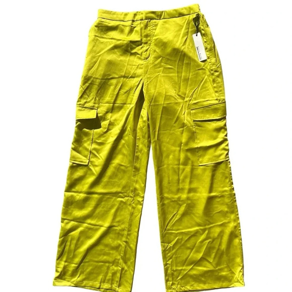 Haute Monde Pants - Haute Monde NWT Lime Green Wide Leg Cargo Pants Women’s Size Large